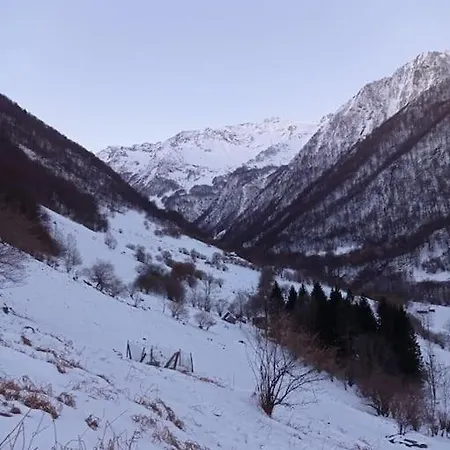 Chalet Le Nid De Laly *